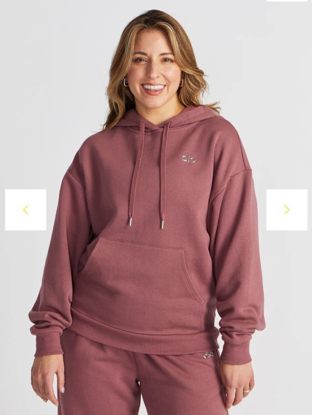 Alo Accolade Hoodie in Burgundy Truffle